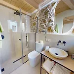 Ca La Iaia En Con Terraza Y Encanto Mediterraneo By Family Homes 아파트
