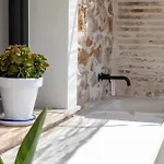 Apartment Ca La Iaia En Con Terraza Y Encanto Mediterraneo By Family Homes *