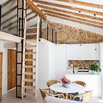 Ca La Iaia En Con Terraza Y Encanto Mediterraneo By Family Homes * Dénia
