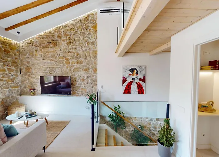 Ca La Iaia By Family Homes